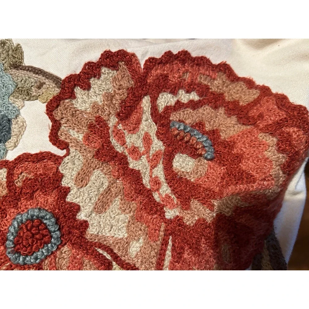 Pottery Barn Floral Crewel Throw Pillow 18